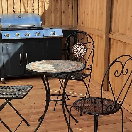 Zirkuswagen Glamping Fuer 2 Mit Veranda Kueche Netflix Parken Und Hofladen Steinhofel