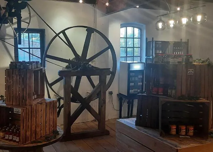 Zirkuswagen Glamping Für 2 Mit Veranda Küche Netflix Parken Und Hofladen * Steinhofel